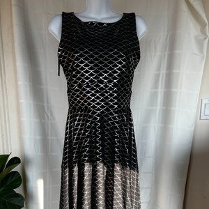 Athleisure Iridescent Mermaid Scale Print Dress
